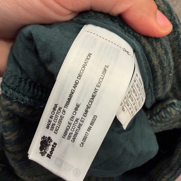 Roots Green Plaid Men's Pants size 30x29 EUC - Picture 7 of 7